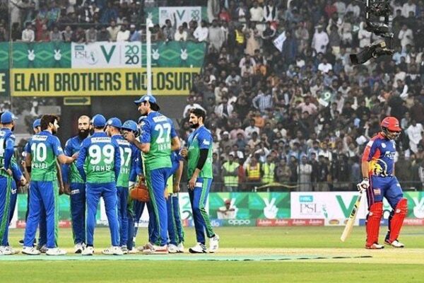 پی ایس ایل 5 : 3 کروڑ 72 لاکھ روپے سے زائد رقم کی ٹکٹیں واپس