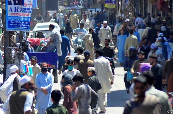 آبادی بم کی ٹک ٹک جاری: پاکستان اب دنیا کا پانچواں بڑا ملک