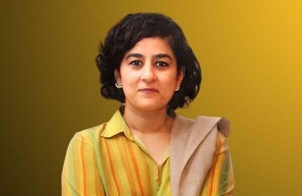 وزیراعظم کی معاون خصوصی برائے ڈیجیٹل تانیہ ایدروس عہدے سے مستعفی