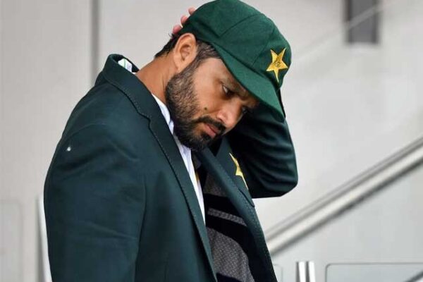 شکست کے باوجود کپتان کا ہتھیار ڈالنے سے انکار