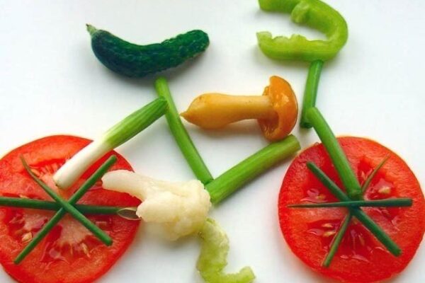 مناسب غذا، پوری نیند اور ورزش: صحت کے تین اہم ستون