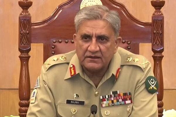 آرمی چیف کا کراچی کور کو فلڈ ریلیف آپریشن تیز کرنے کا حکم