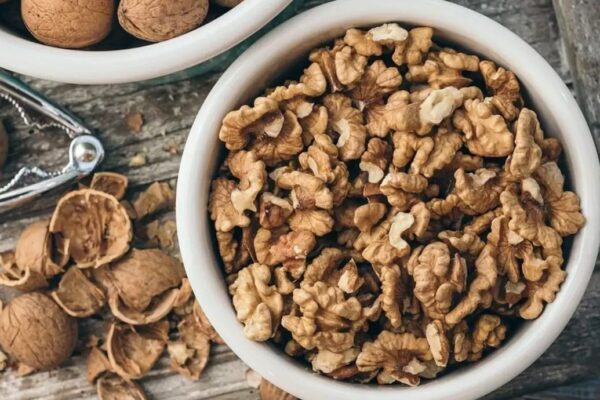 امراض قلب سے بچنے کیلئے ایک دن میں کتنے اخروٹ کھانے چاہیئں؟
