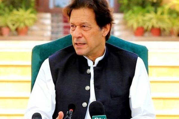 وزیراعظم نے کراچی کیلئے 1100 ارب روپے کے پیکج کا اعلان کر دیا