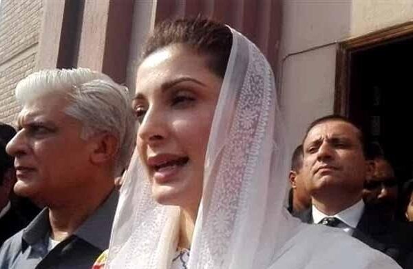 جی ایچ کیو کو نہ سیاسی معاملات پر بلانا چاہیے اور نہ سیاسی قیادت کو وہاں جانا چاہیے: مریم