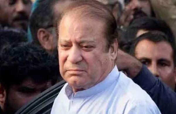 ایون فیلڈ ریفرنس میں نواز شریف کے ناقابل ضمانت وارنٹ گرفتاری جاری