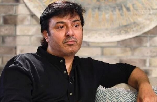 بیگم کو کبھی اپنے معاشقوں کا پتہ چلنے نہیں دیا: نعمان اعجاز