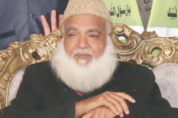 حضرت پیر محمد افضل قادری عارضہ قلب کی وجہ سے شدید علیل ہو گئے گجرات سے راولپنڈی دل کے ہسپتال میں منتقل کیا گیا