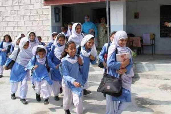 سندھ میں تعلیمی ادارے 15 ستمبر سے مرحلہ وار کھولنے کی تجویز