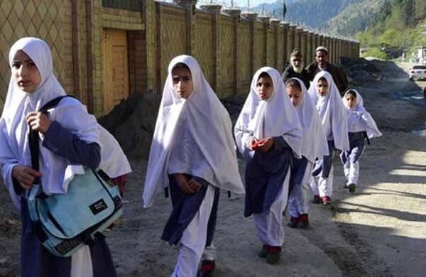 کراچی سمیت سندھ بھر میں نرسری سے آٹھویں جماعت تک کی کلاسوں کا آغاز
