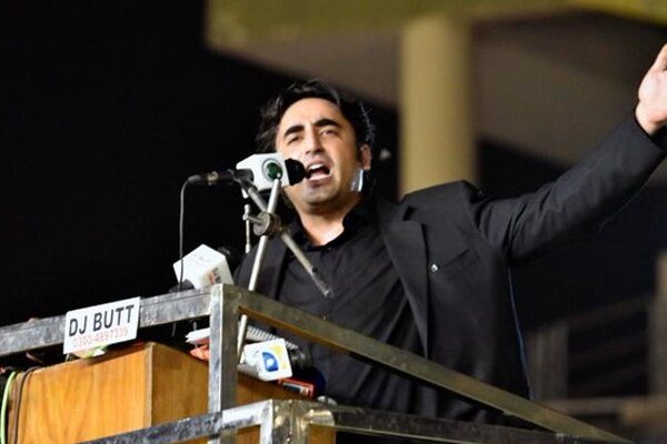 کٹھ پتلی وزیراعظم کی دھمکیوں کے باوجود جدوجہد جاری ہے:  بلاول بھٹو