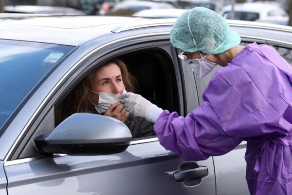 کھانسی اور بخار سے قبل ظاہر ہونیوالی کورونا کی 4 علامات