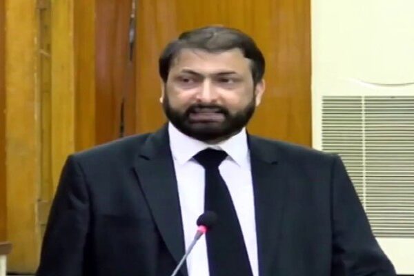 موٹر وے زیادتی کیس میں پولیس کی بدنیتی واضح نظر آ رہی ہے: چیف جسٹس لاہور ہائیکورٹ