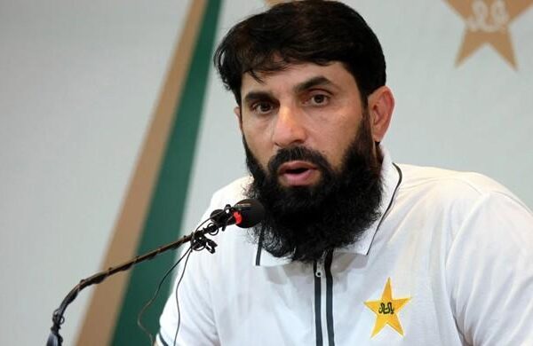 سرفراز اور ملک ڈراپ، زمبابوے کے خلاف 22 رکنی پاکستان ٹیم کا اعلان
