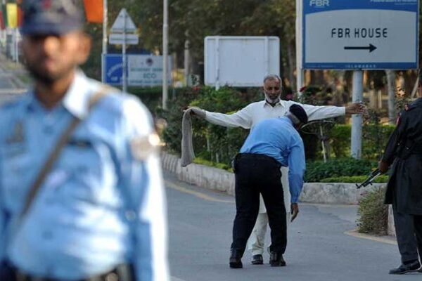 پشاور میں دہشتگردی کا واقعہ، اسلام آباد اور پنجاب میں سیکیورٹی ہائی الرٹ