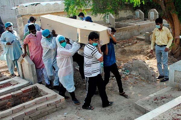 کورونا: پاکستان میں 108 روز بعد ایک دن میں ریکارڈ 34 ہلاکتیں