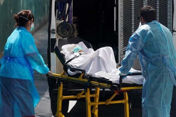 پاکستان: کورونا سے مزید 54 ہلاکتیں، 3113 نئے کیسز رپورٹ