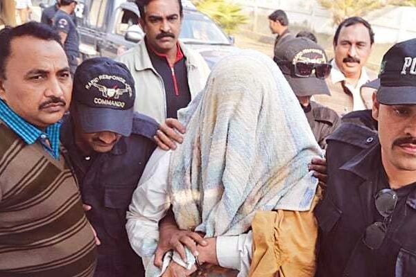 کراچی: 7 افراد کے قتل میں ملوث ایم کیو ایم لندن کا اشتہاری دہشتگرد گرفتار