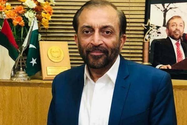 فاروق ستار بھی کورونا وائرس میں مبتلا ہو گئے