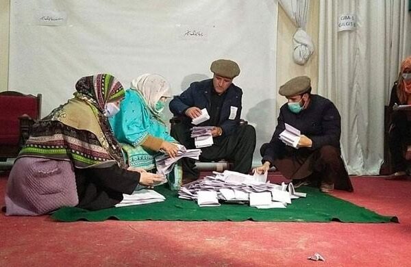 گلگت بلتستان: قانون ساز اسمبلی کے انتخابات کیلئے ووٹنگ کا عمل مکمل، گنتی جاری