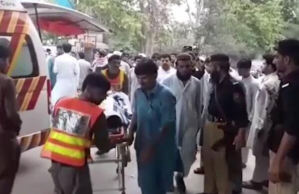 کوہاٹ میں تقریب کے دوران فائرنگ سے 5 افراد جاں بحق، 3 زخمی
