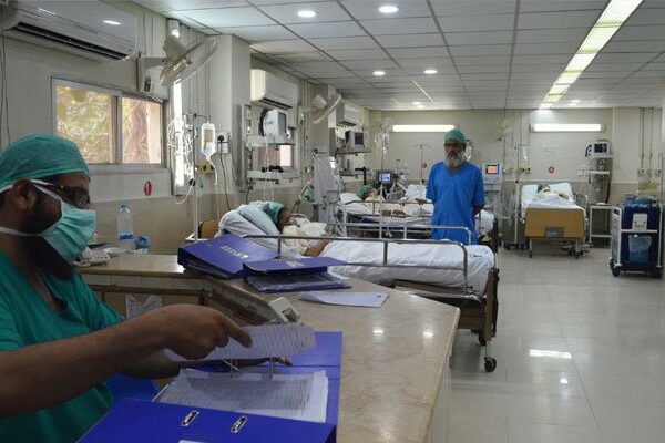 لاہور: جناح اسپتال کے آپریشن تھیٹر میں سرجیکل آلات کی کمی کی شکایات