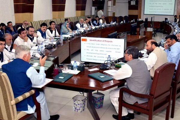خیبر پختونخوا کی 8 یونیورسٹیوں کیلئے وائس چانسلرز کا فیصلہ ہو گیا