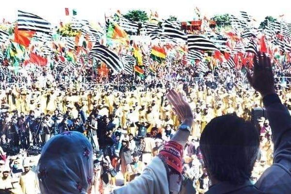 حکومتی اجازت نہ ملنے کے باوجود پی ڈی ایم نے پشاور میں پنڈال سجا لیا