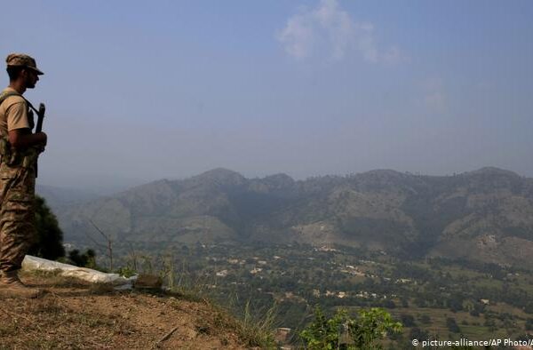 کشمير ميں سال کی سب سے خونريز گولہ باری