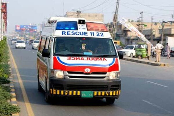 لاہور: 12 گھنٹوں میں 2 خواتین سمیت 4 افراد کا قتل