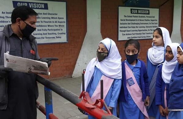 سندھ میں تعلیمی ادارے بند نہ کرنے کا فیصلہ
