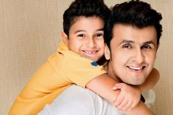 میں نہیں چاہتا میرا بیٹا بھارت جیسے ملک میں گلوکار بنے، سونونگم