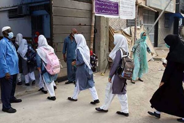 بلوچستان: 27 طالب علموں اور اساتذہ سمیت 66 افراد میں کورونا کی تصدیق