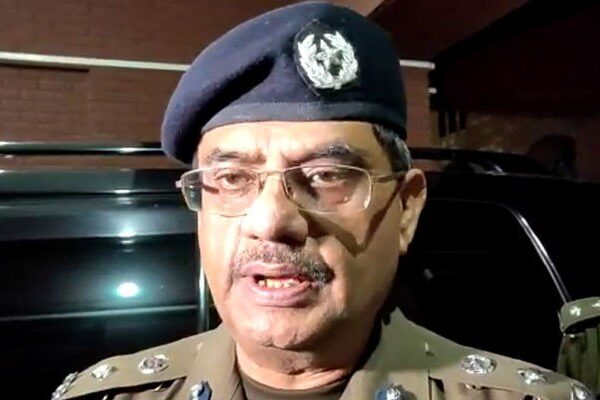 کورونا: حکومتی گائیڈ لائنز پر من و عن عملدر آمد کروایا جائے گا: سی سی پی او لاہور