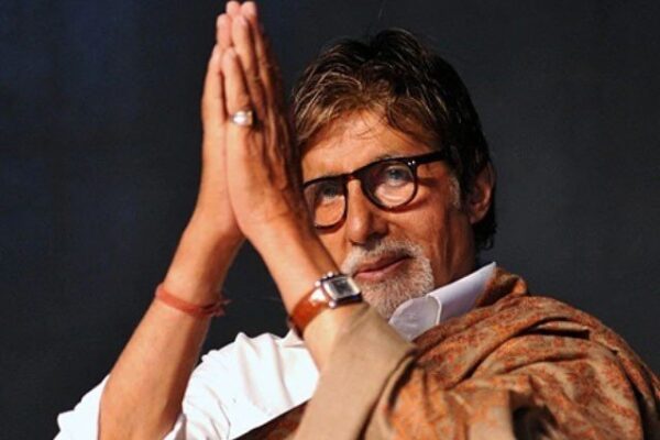 امیتابھ بچن نے نام لیے بغیر نظم شیئر کرنے پر شاعرہ سے معافی مانگ لی