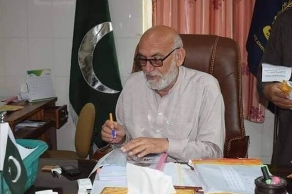 ایڈیشنل ڈائریکٹر خلیفہ گل نواز اسپتال بنوں ڈاکٹر محمد فاروق کورونا سے جاں بحق