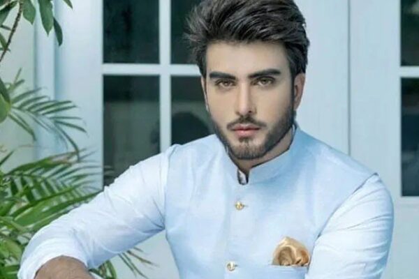 عمران عباس نے خاتون مداح کو اپنے گھر رشتہ بھیجنے کی اجازت دے دی