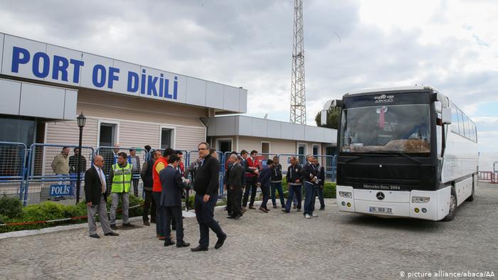 Iranians Deported to Turkey