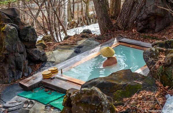 جاپانیوں کی طویل عمر کا راز، گرم پانی سے لمبا غسل