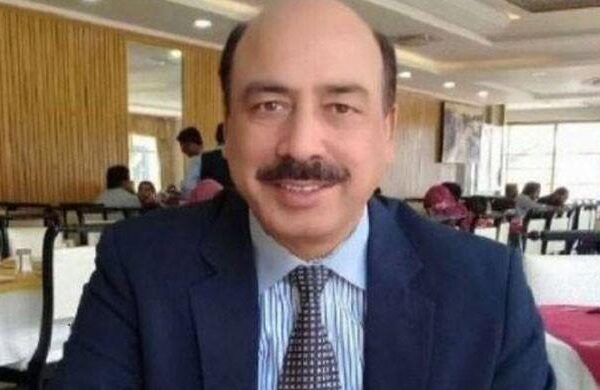 احتساب عدالت کے سابق جج ارشد ملک کورونا کے باعث انتقال کر گئے