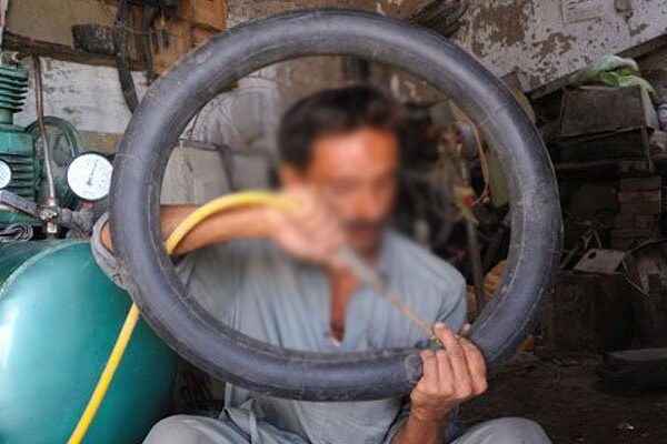 پنکچر والے کے نام پر اربوں روپے کی چینی کی خرید و فروخت کا انکشاف