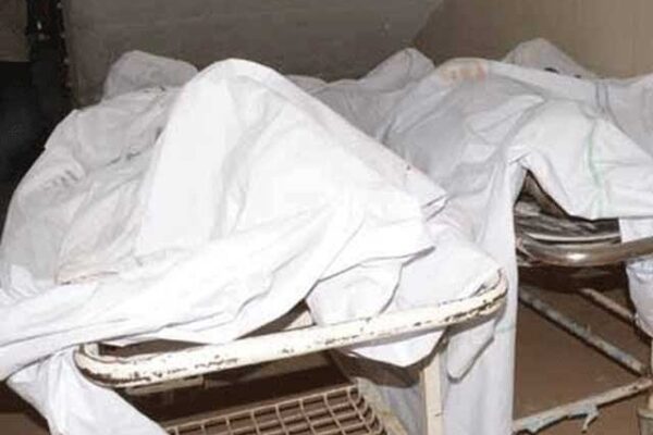 کرک میں گاڑی پر فائرنگ سے خاتون سمیت 3 افراد جاں بحق