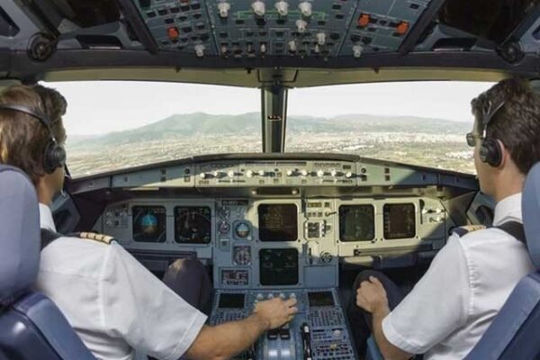 جعلی لائسنس پر 50 پائلٹس کیخلاف ایف آئی اے فوجداری کارروائی کرے گی