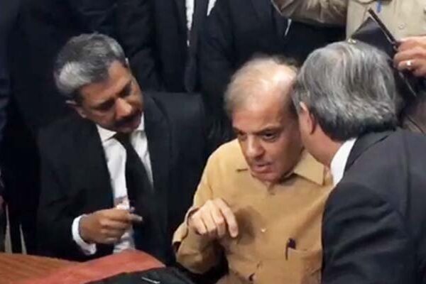شہباز شریف کی اہلیہ نصرت شہباز اشتہاری قرار