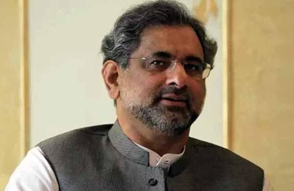 محمد علی درانی کی شہباز شریف سے جیل میں ملاقات شبہات پیدا کرتی ہے: شاہد خاقان