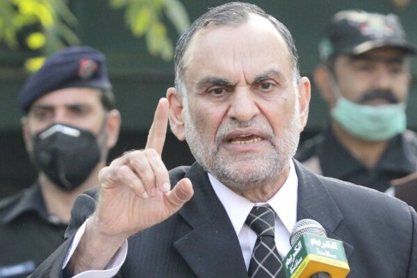 بڑے مافیاز سے ریلوے کی ایک ایک انچ زمین واگزار کراوں گا: اعظم سواتی