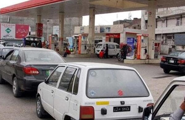 پنجاب اور اسلام آباد میں 37 روز بعد سی این جی اسٹیشنز کھل گئے
