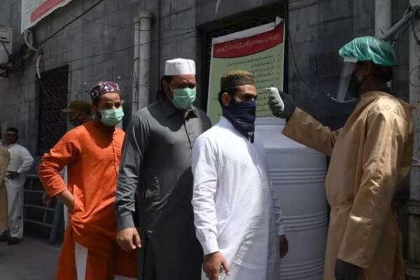 کورونا نے مزید 54 زندگیاں نگل لیں، 2 ہزار سے زائد مثبت کیسز رپورٹ