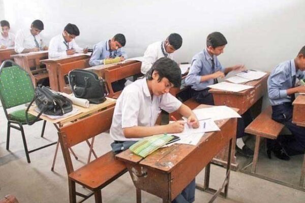 میٹرک اور انٹر کے امتحانات جولائی سے شروع کرنیکی سفارش
