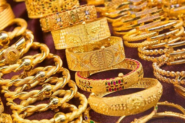 ملک میں سونے کی قیمت میں کمی کا سلسلہ جاری